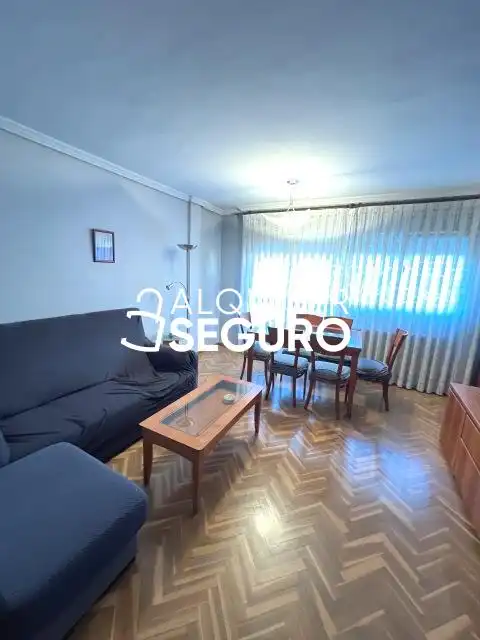 Piso de alquiler en Carmen Martín Gaite, Leganés Norte