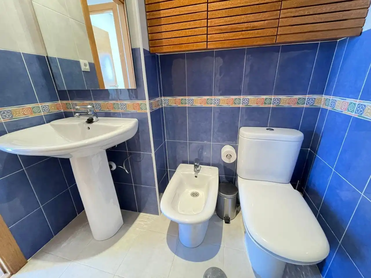 Badezimmer von Wohnungen zum Verkauf in La Manga del Mar Menor mit Heizung, Parkett und Terrasse