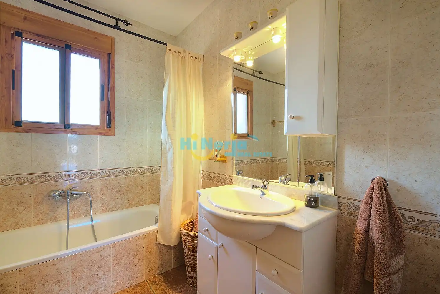 Maison avec piscine à vendre à Comares, imagen 16
