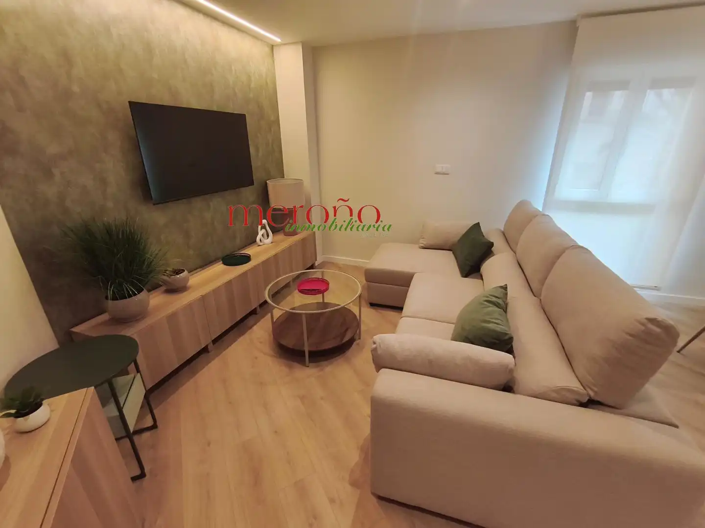 Sala de estar de Piso de alquiler en Elche / Elx con Aire acondicionado, Calefacción y Amueblado