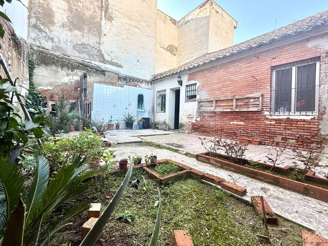 Casa-chalet en Venta en  VISITACION en Campo de la Verdad - Miraflores