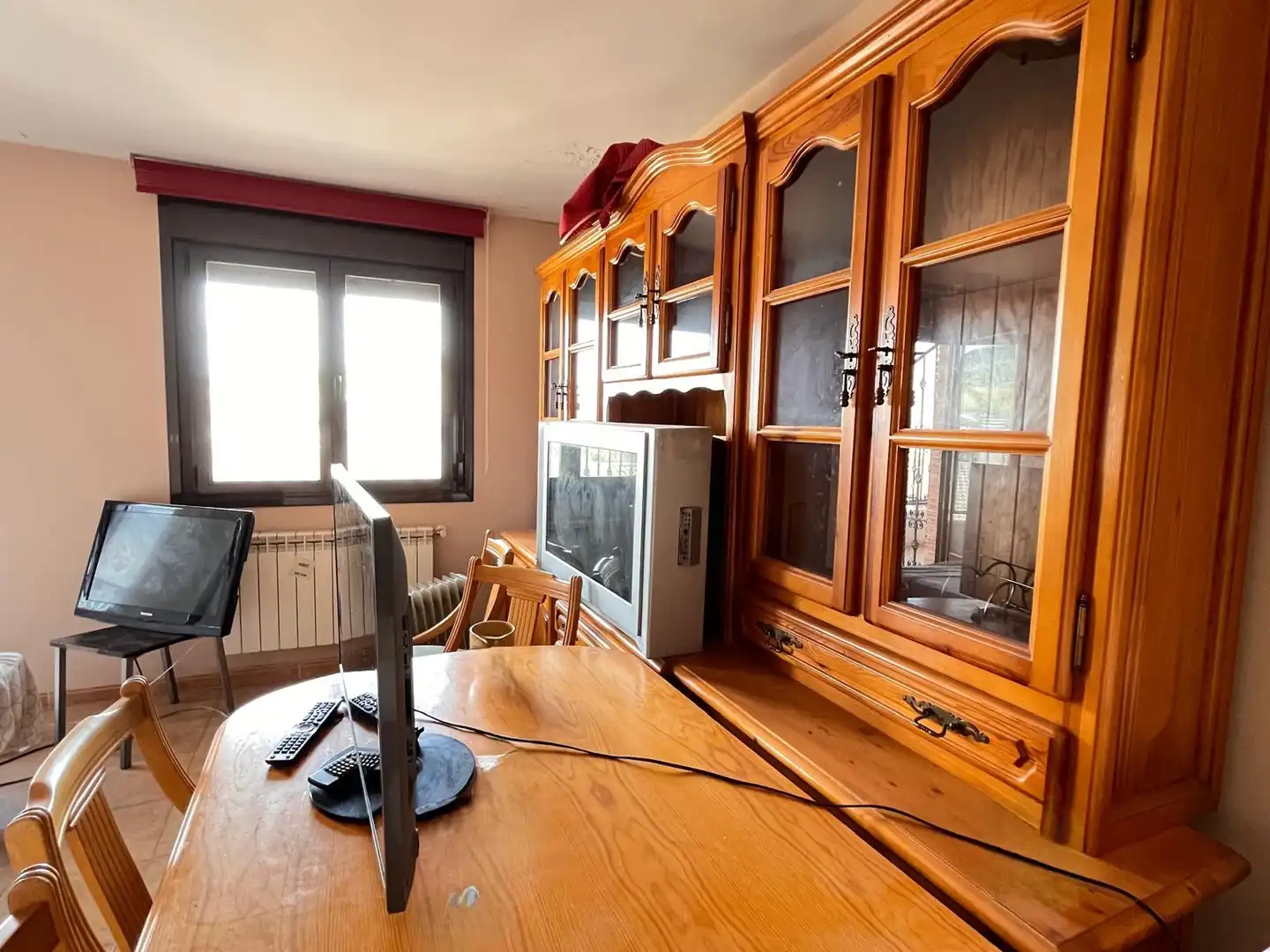 Wohnung zum Verkauf in Los Navalmorales mit Klimaanlage und Heizung