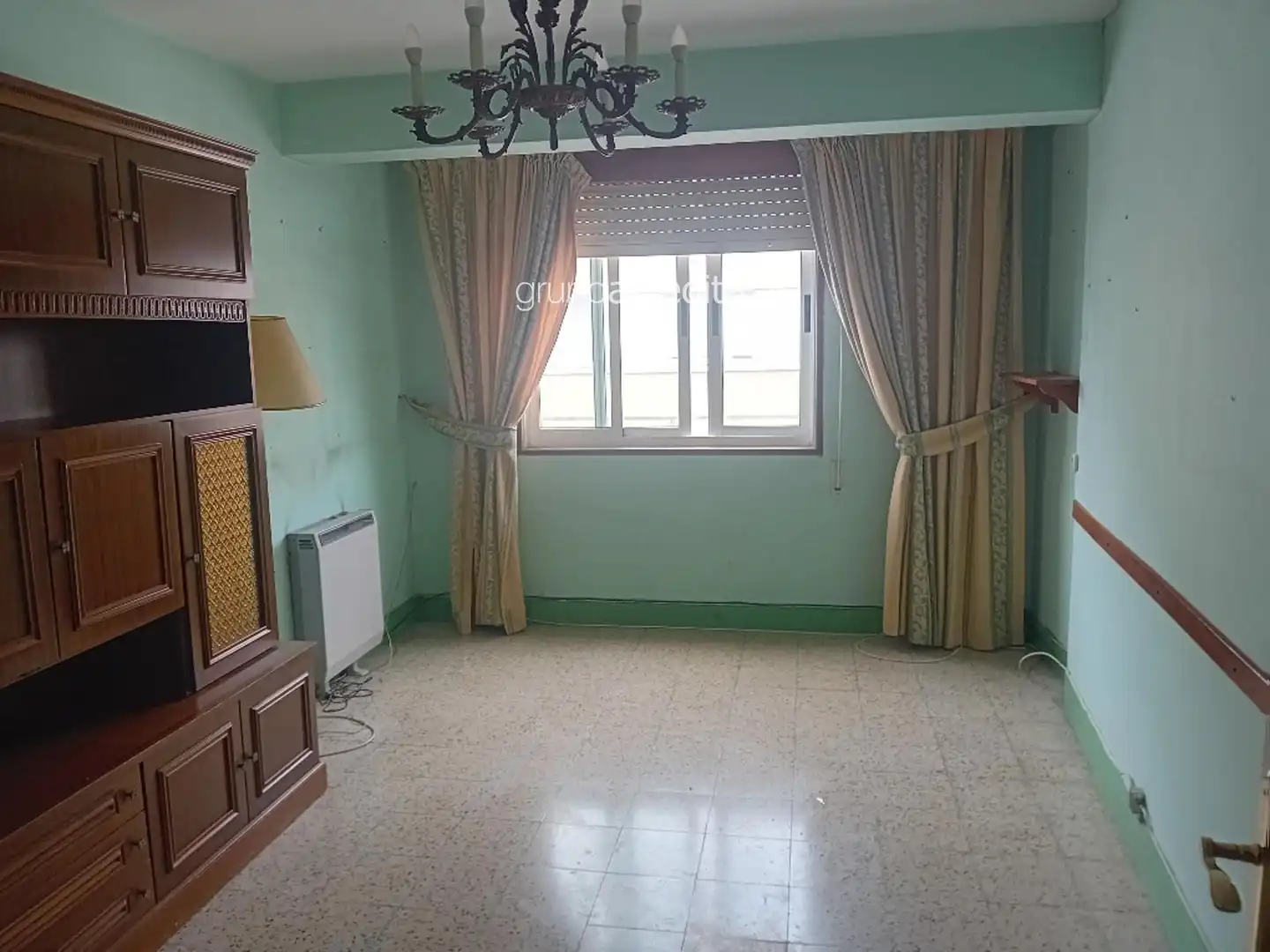 Habitación de Piso en venta en Santiago de Compostela  con Calefacción y Parquet