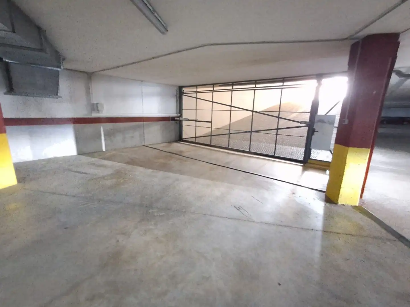 Parkplatz von Wohnung zum Verkauf in L'Ampolla mit Klimaanlage, Heizung und Terrasse