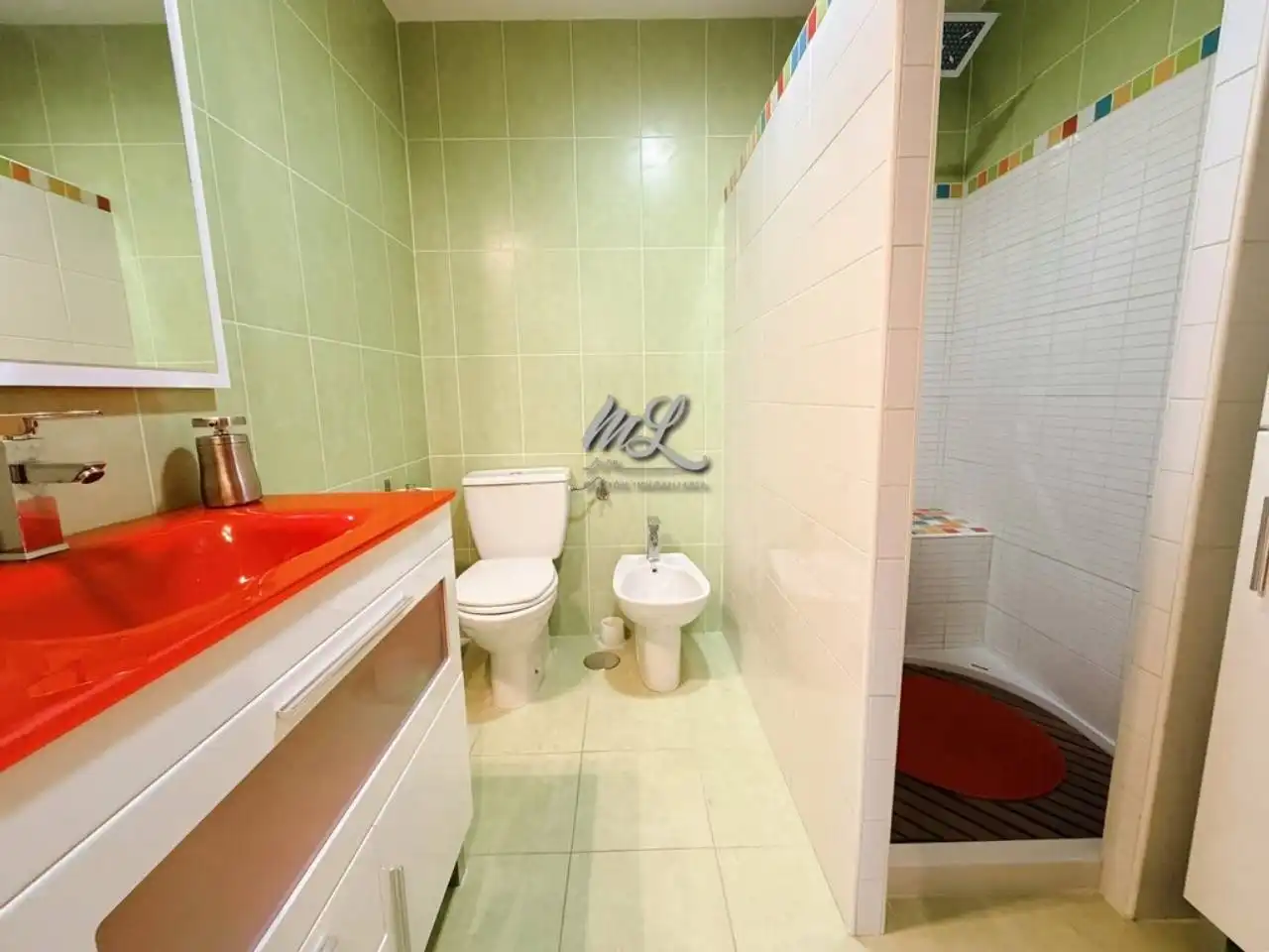 Baño de Piso en venta en Olías del Rey con Aire acondicionado, Calefacción y Parquet