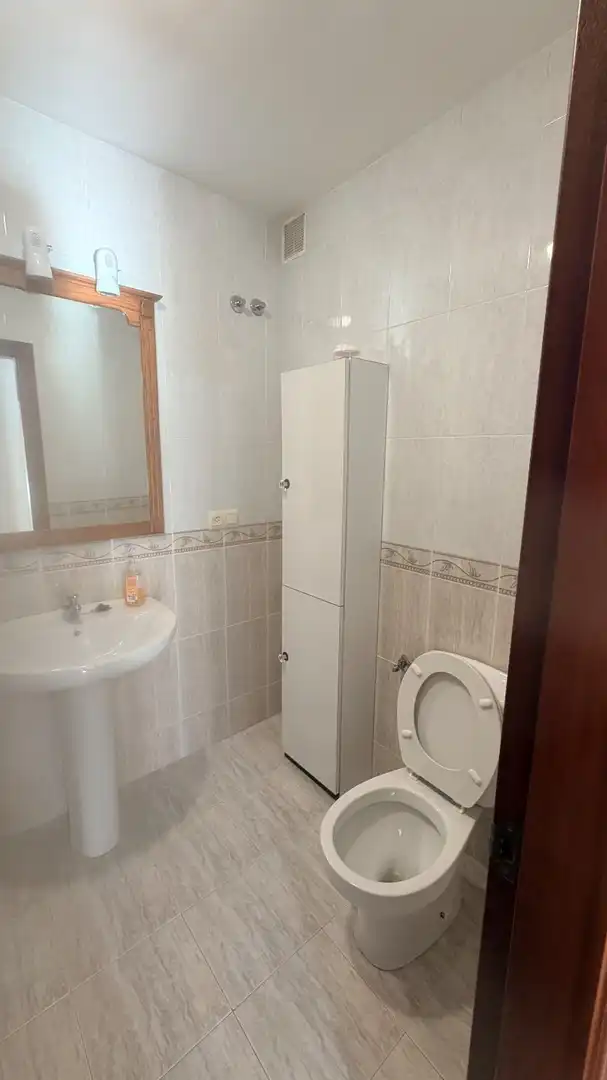 Baño de Piso de alquiler en Ares, A Coruña