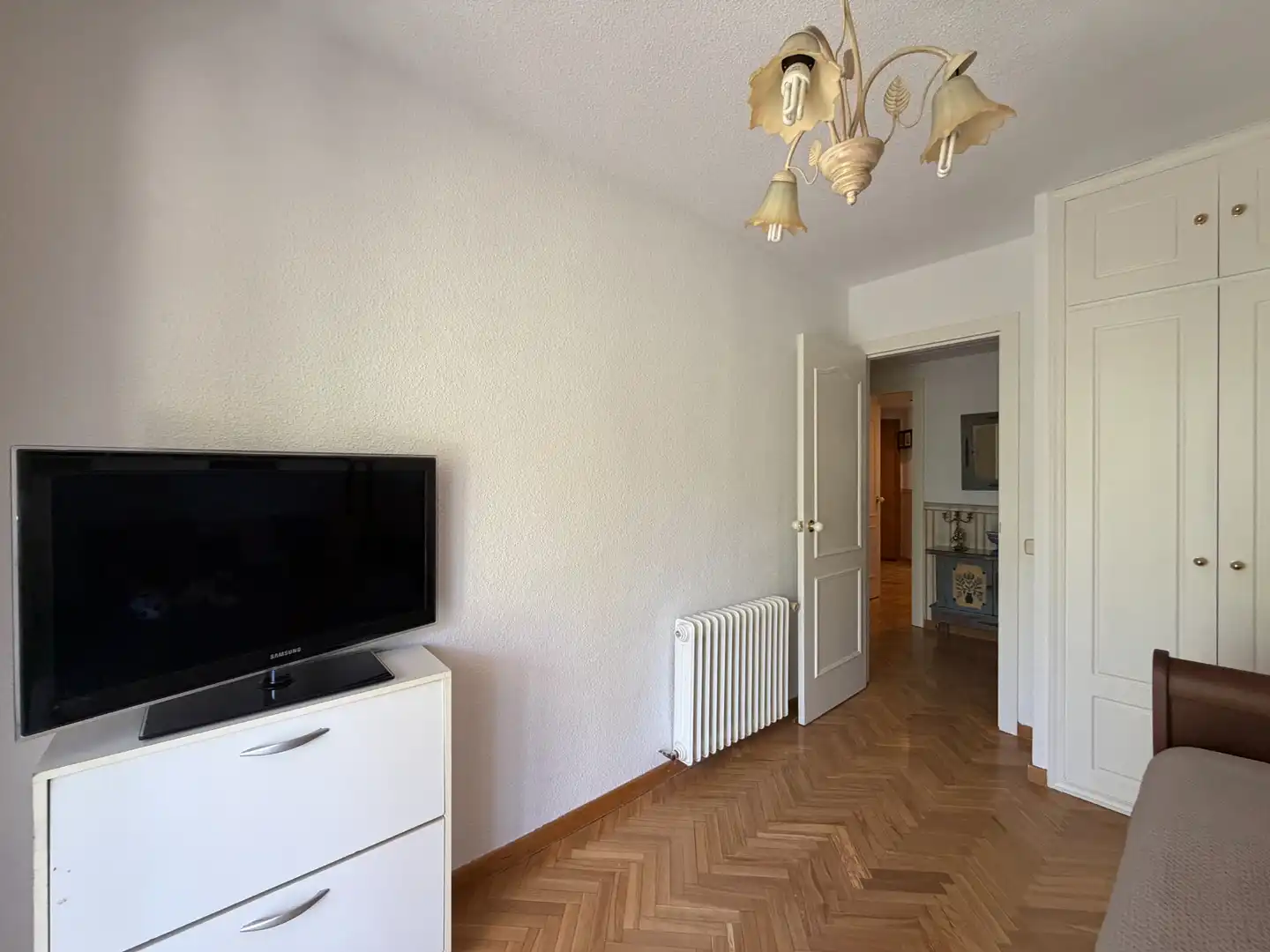 Sala d'estar de Pis en venda en Tres Cantos amb Aire condicionat, Calefacció i Parquet