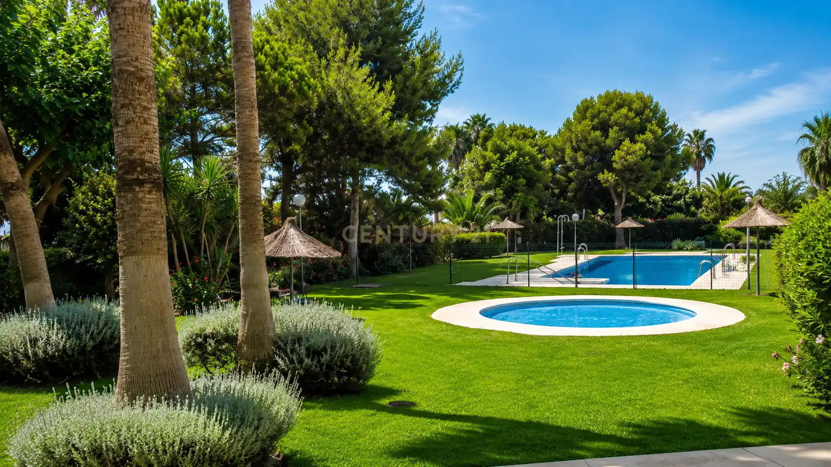 Jardí de Pis en venda en Benalmádena amb Aire condicionat, Traster i TV