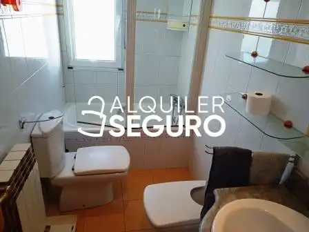 Flat for rent in Tenerias, Coronación