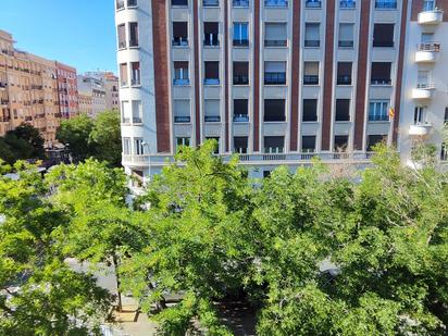 Exterior view of Flat to rent in  Madrid Capital  with Air Conditioner