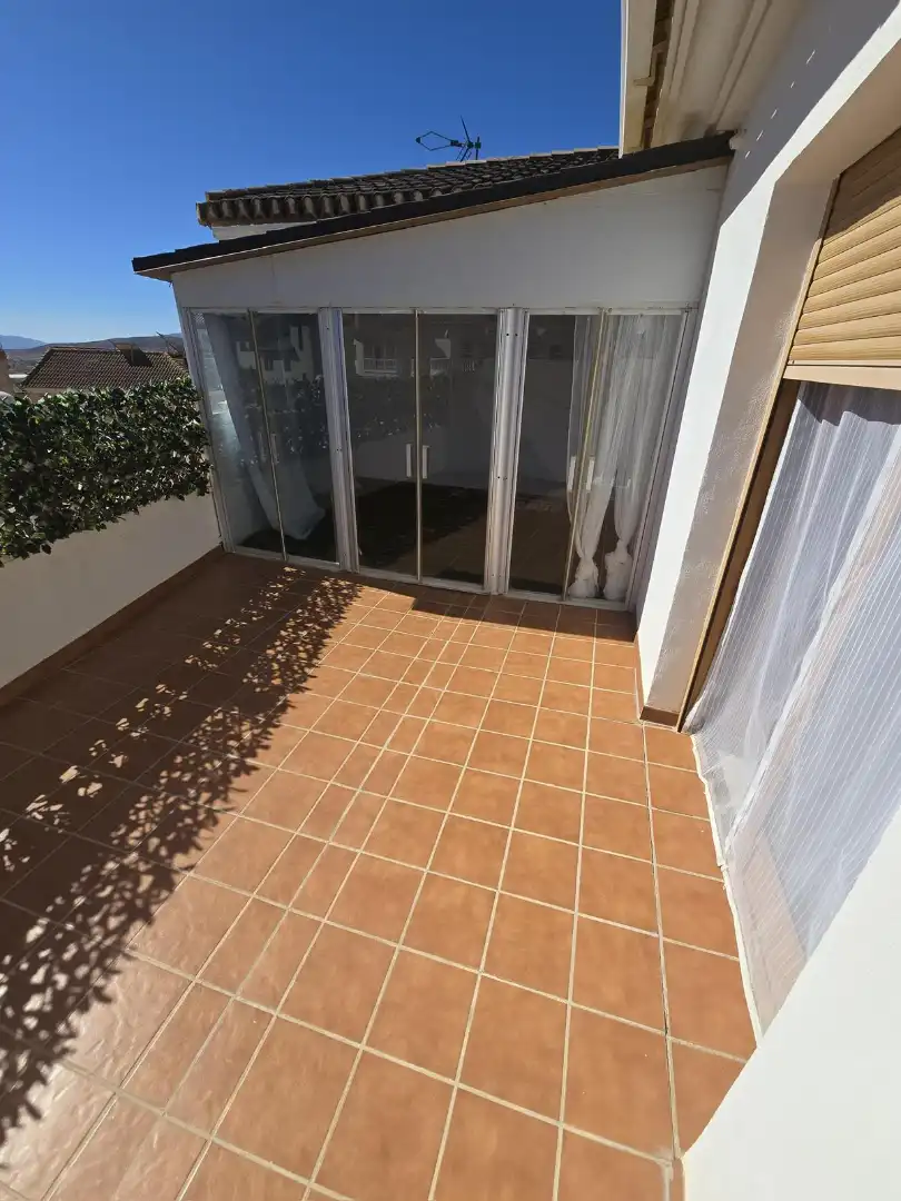Terraza de Ático de alquiler en Padul con Aire acondicionado, Terraza y Amueblado