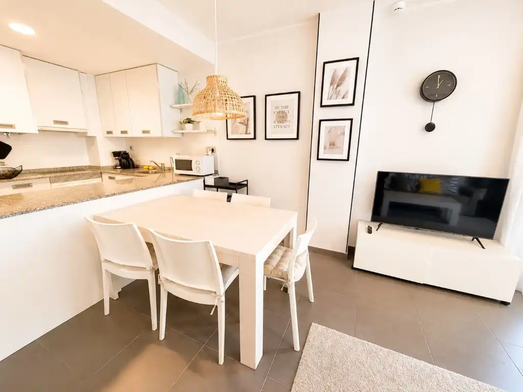 Menjador de Apartament en venda en La Manga del Mar Menor amb Aire condicionat, Calefacció i Terrassa