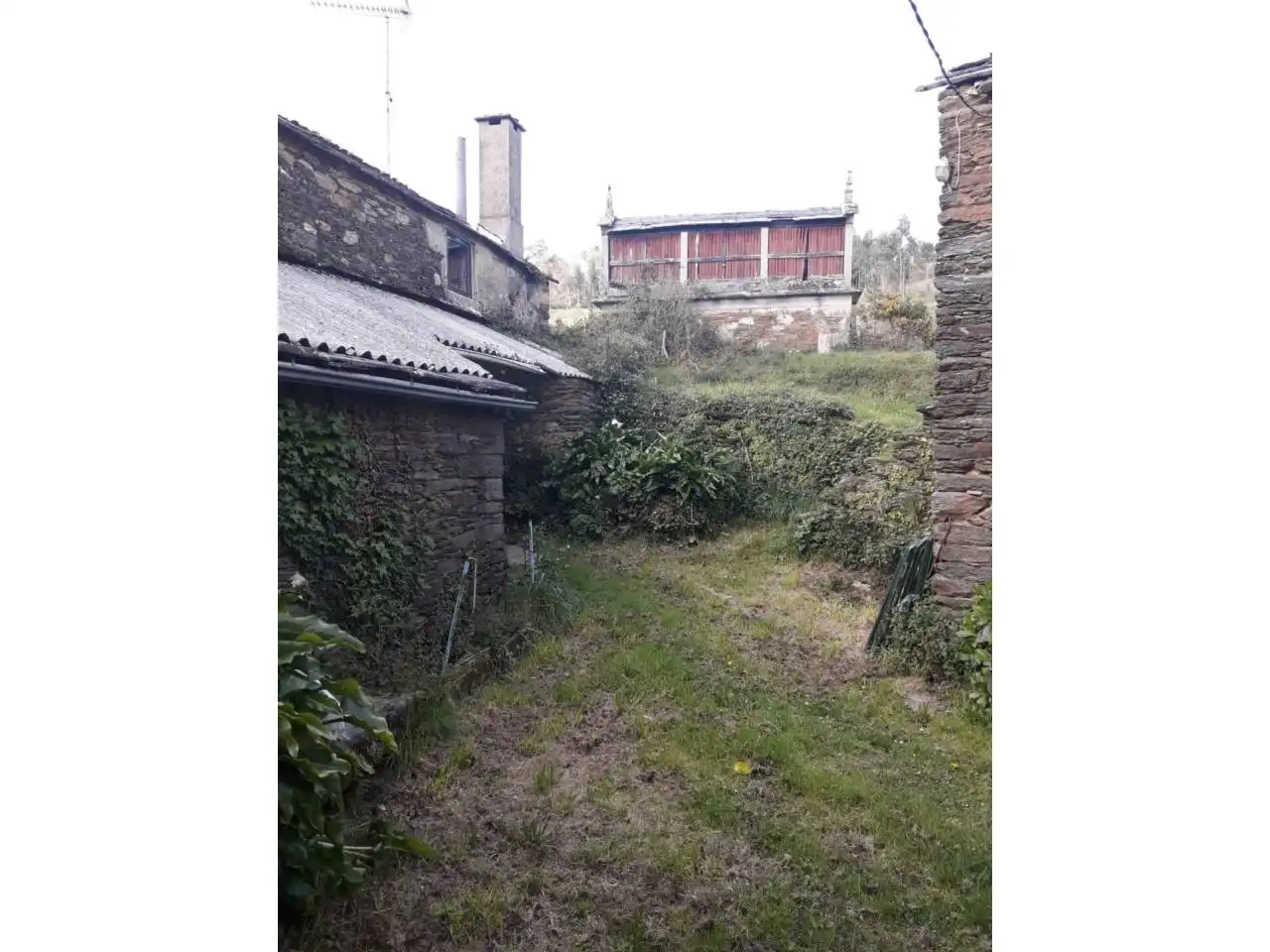 Finca rústica en venda en Irixoa