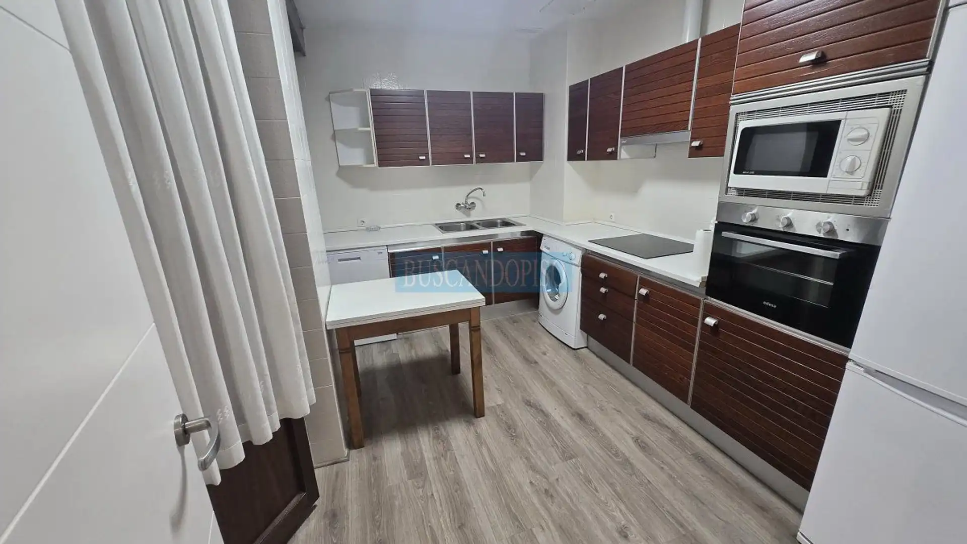 Piso de alquiler en Gran Via, Centro