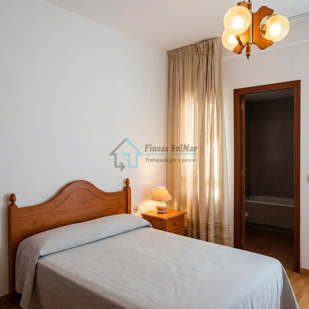 Habitación de Apartamento en venta en Castellón de la Plana / Castelló de la Plana con Amueblado