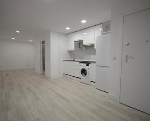 Study to rent in  Madrid Capital  with Air Conditioner, Furnished and Washing machine