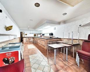 Cuina de Local en venda en Puertollano amb Aire condicionat i Moblat