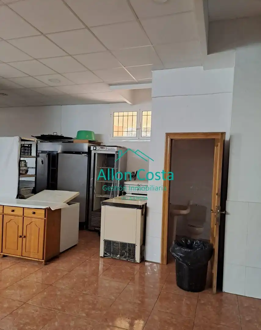 Local commercial à vendre à Centro Urbano, imagen 17