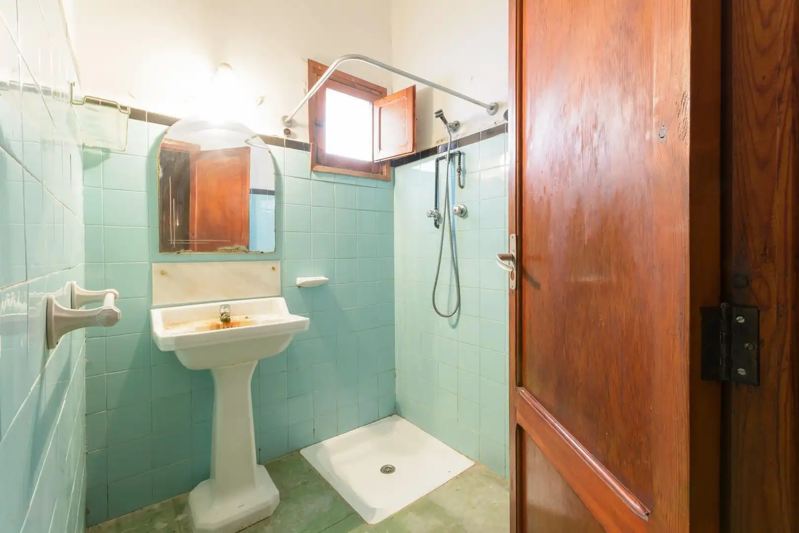 Bathroom of Houses for sale in El Real de Gandia  with Storage room