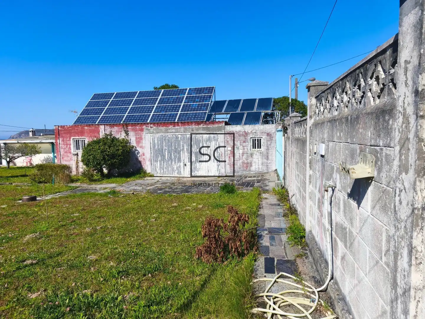 Vista exterior de Casa o chalet en venta en Ferrol con Jardín privado, Trastero y Piscina