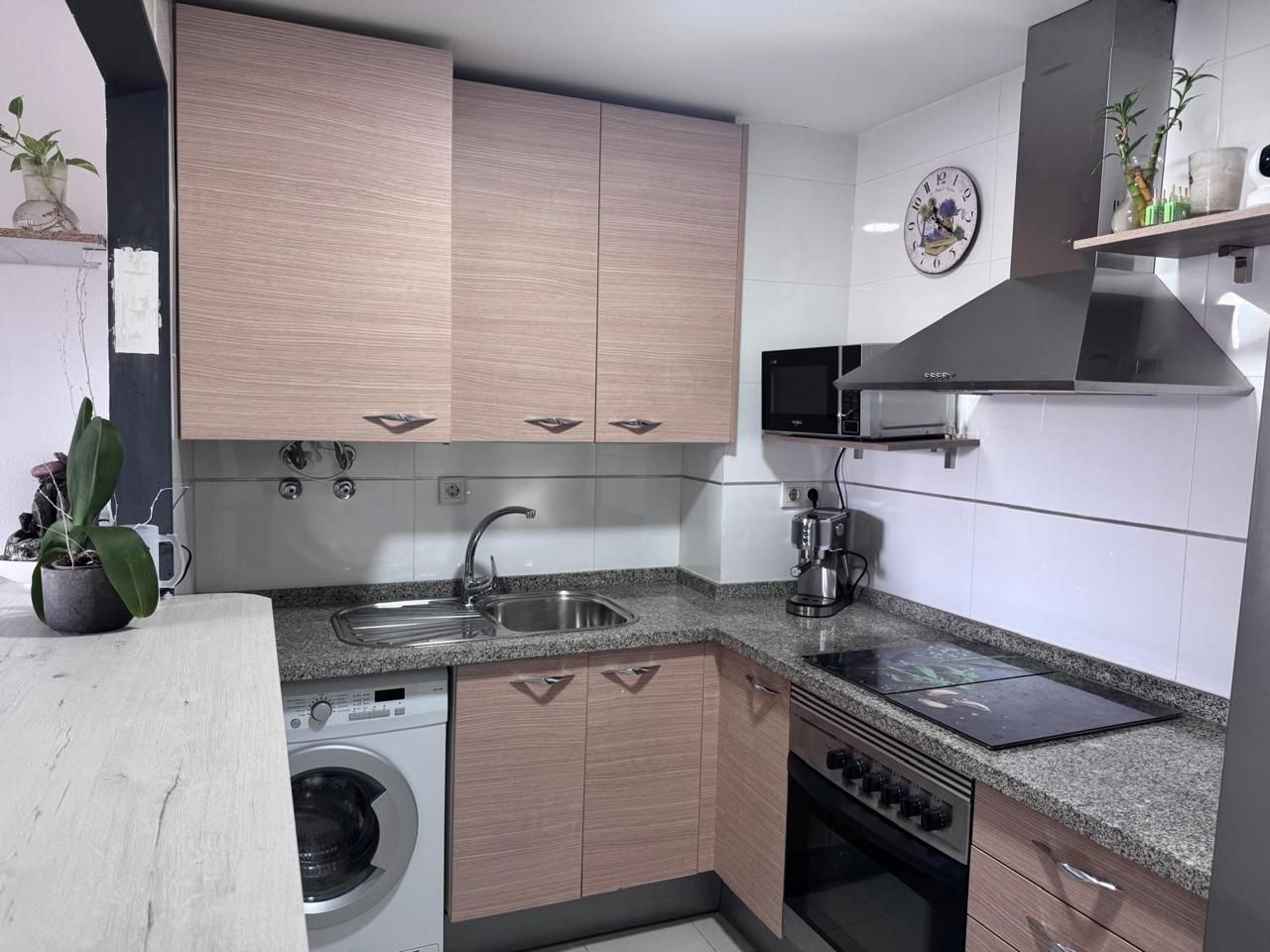 Kitchen of Flat for sale in Benalmádena  with Air Conditioner, Heating and Terrace