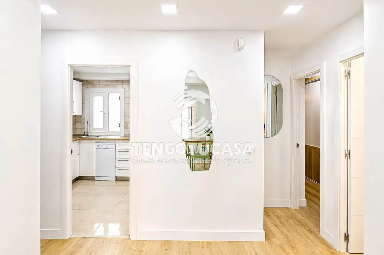 Wohnung zum Verkauf in Madrid mit Klimaanlage, Heizung und Terrasse