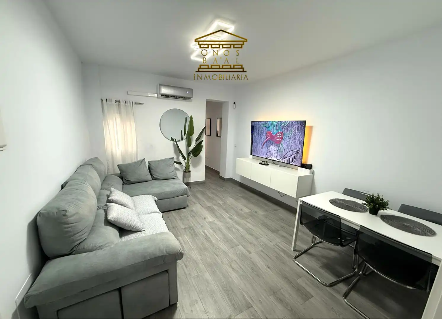 Living room of Flat for sale in Huelva  with Air Conditioner and Furnished