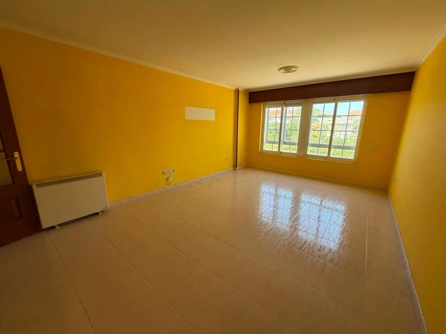 Living room of Flat for sale in Narón  with Heating, Terrace and Storage room