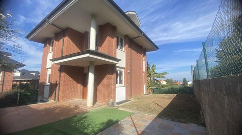 Foto 2 de Casa o chalet en venta en Barrio Eltojo, Revilla, Camargo