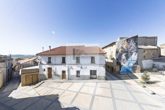Casa-chalet en Venta en Carnicería en Larraga