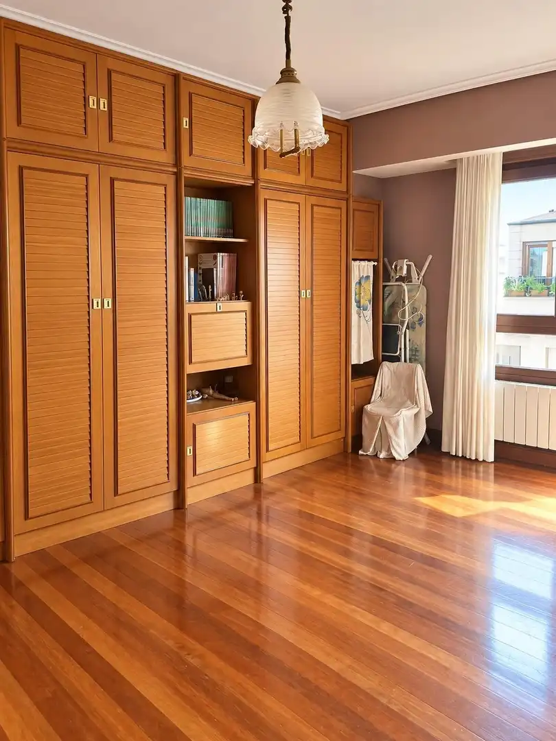 Schlafzimmer von Wohnung zum Verkauf in Getxo  mit Heizung und Abstellraum
