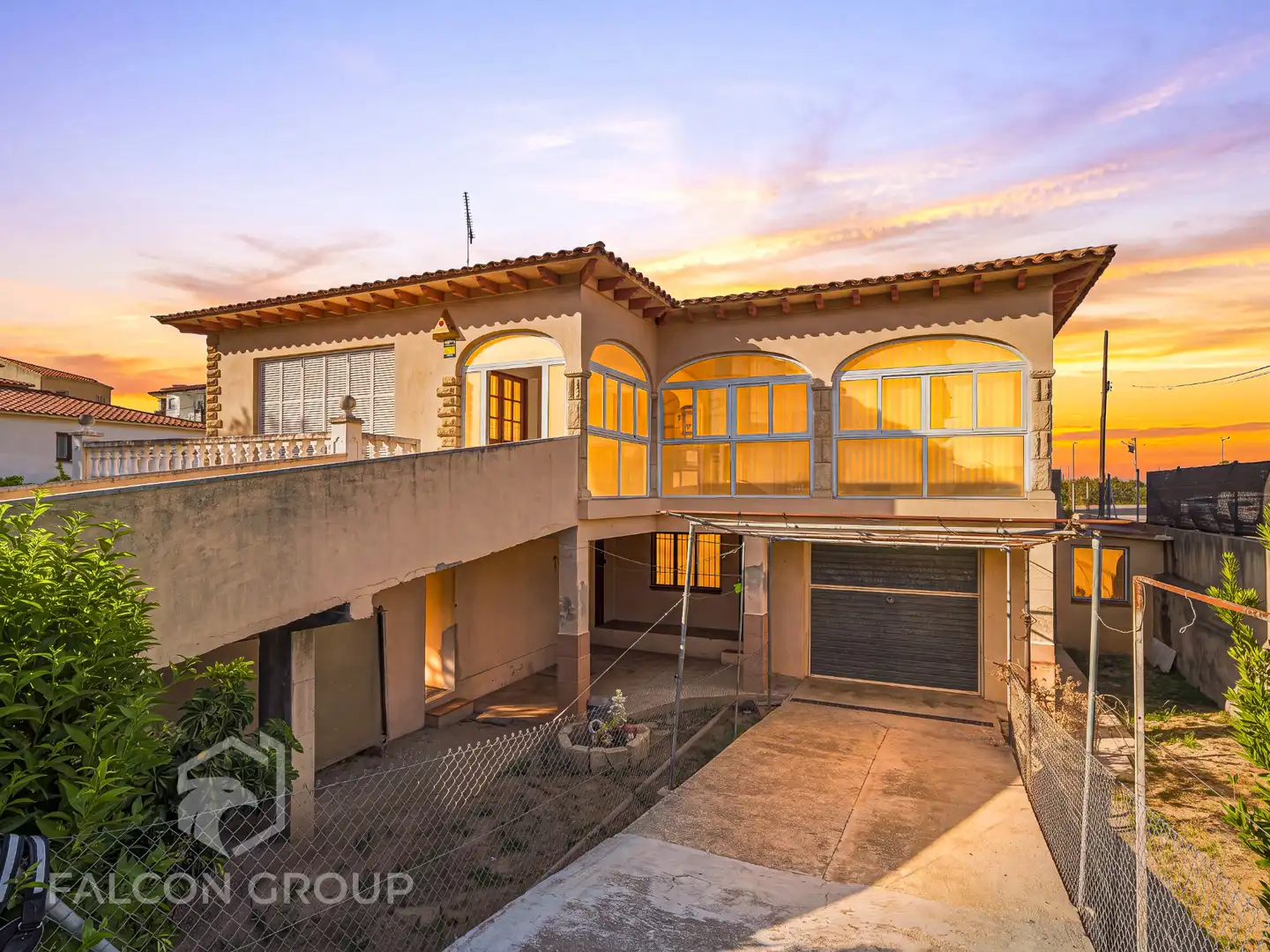 Chalet con terraza en venta en Carrer Avinguda Angel Guimerà