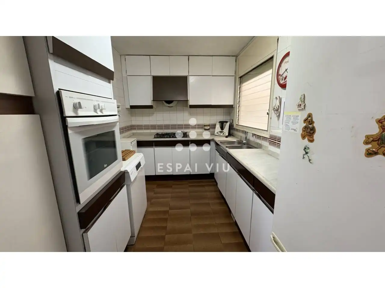 Cuina de Pis en venda en Terrassa amb Calefacció, Parquet i Terrassa