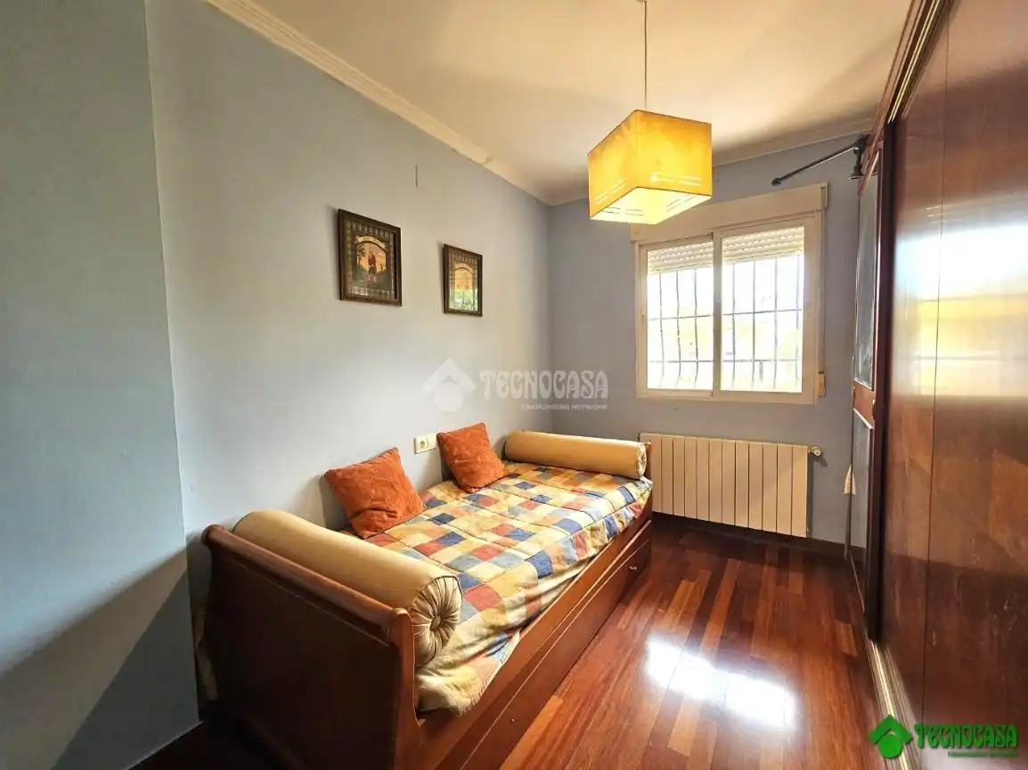 Casa adosada en venta en Pedanías - Extrarradio
