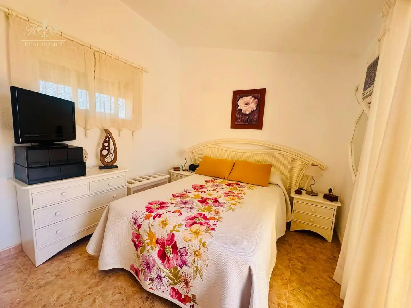 Dormitori de Casa adosada en venda en La Nucia amb Aire condicionat, Traster i Piscina