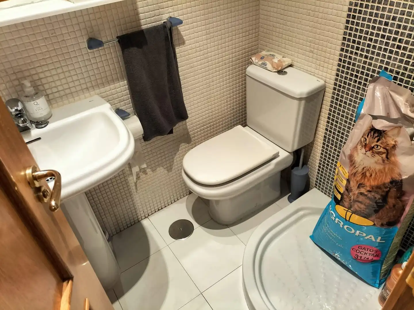Baño de Piso en venta en Guardo con Calefacción, Parquet y Trastero