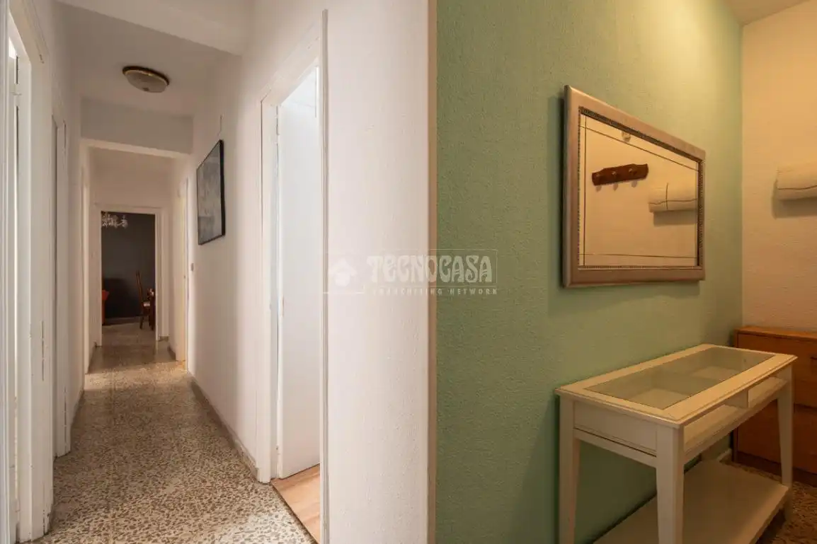 Piso con terraza en venta en Av. Don Bosco, imagen 2