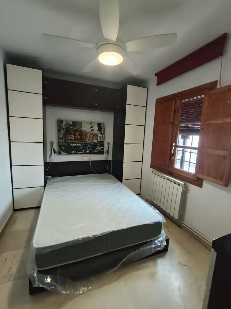 Habitación de Casa adosada de alquiler en Córdoba con Aire acondicionado