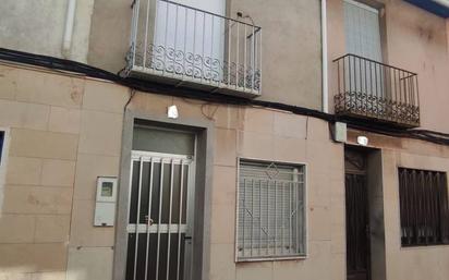 Vista exterior de Casa o xalet en venda en Vila-real amb Terrassa