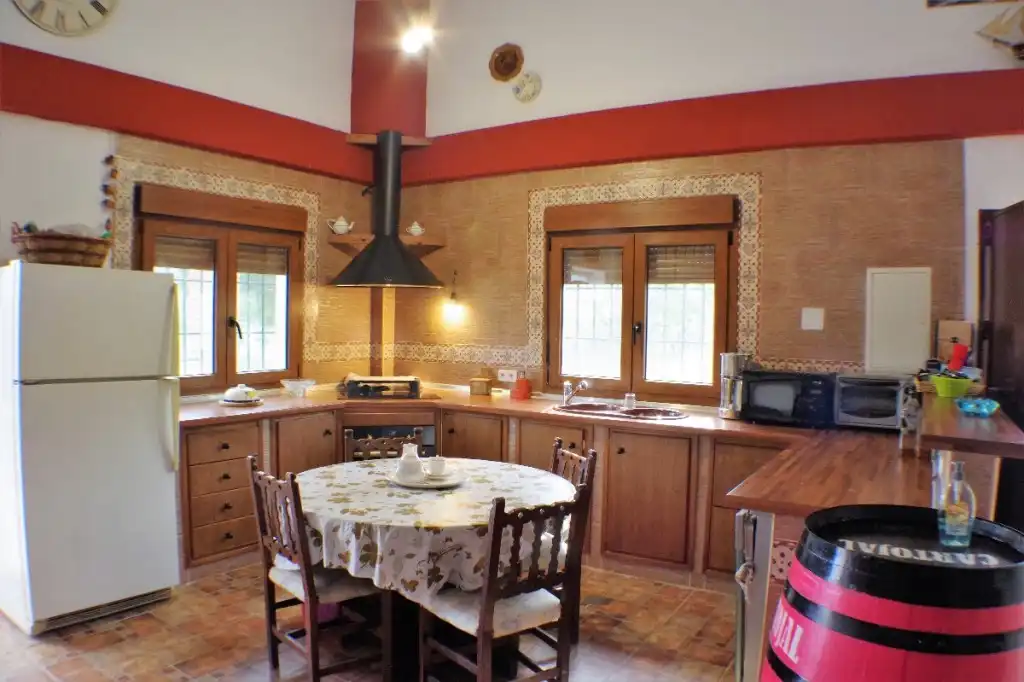 Casa rústica amb terrassa en venda a Alcaucín, imagen 8