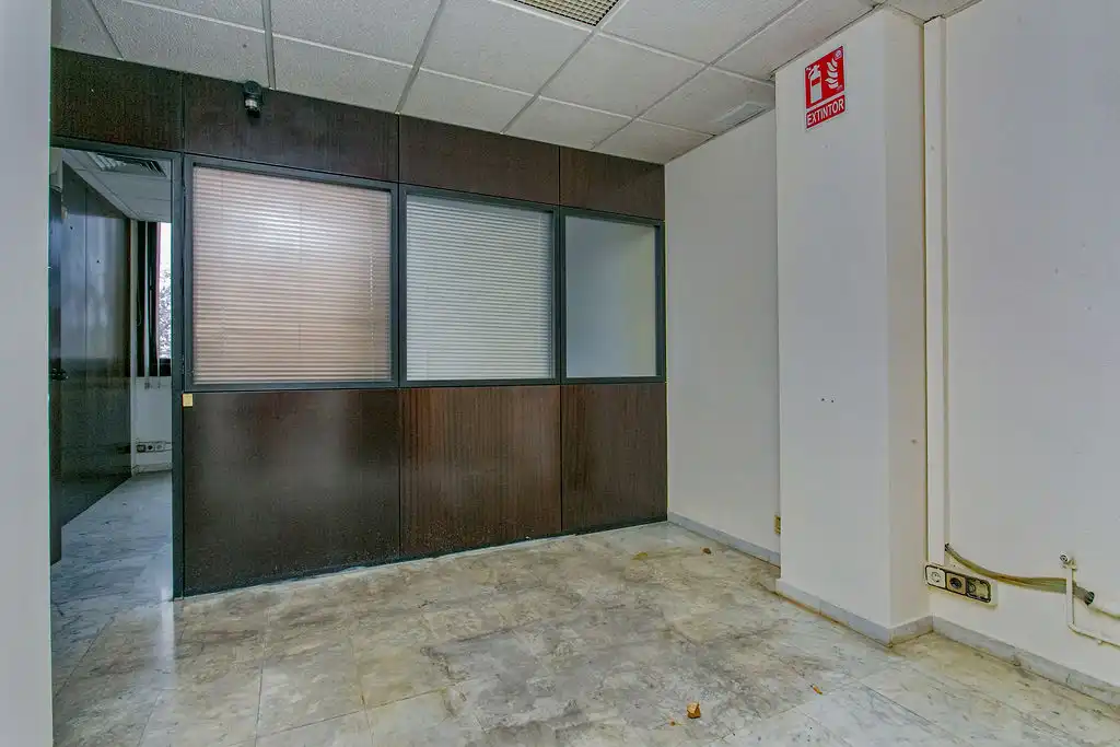 Oficina en venda en Cornellà de Llobregat