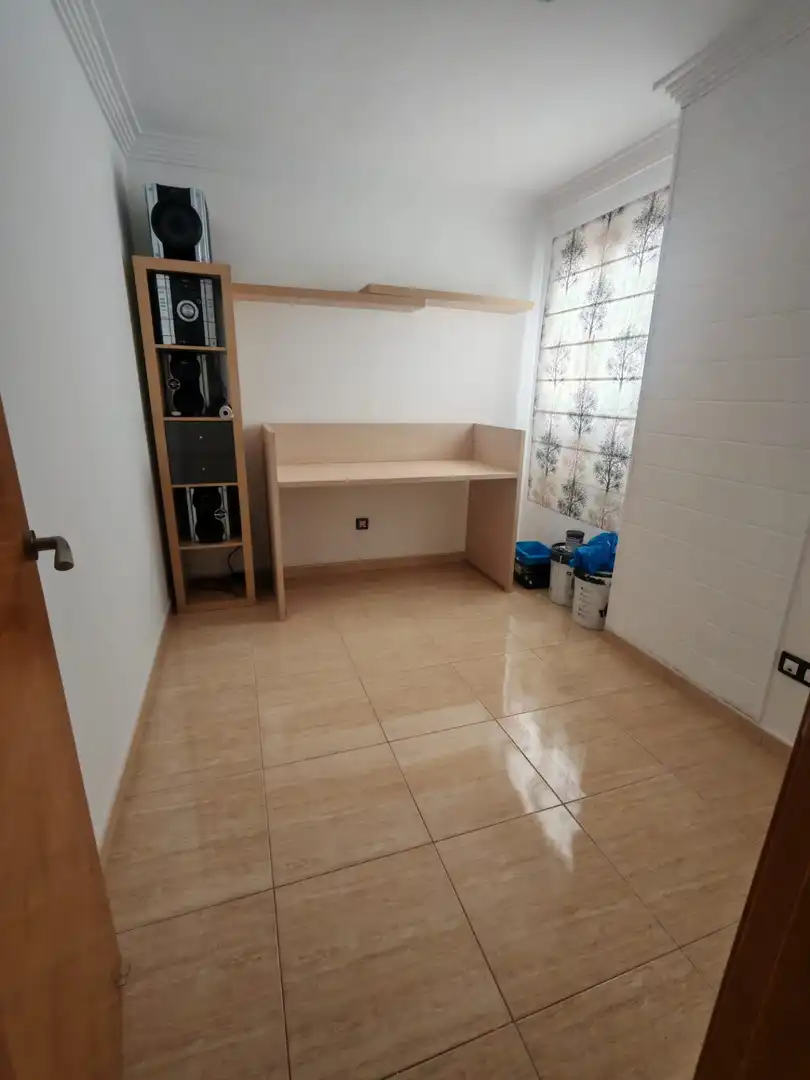 Habitación de Piso de alquiler en Telde con Amueblado