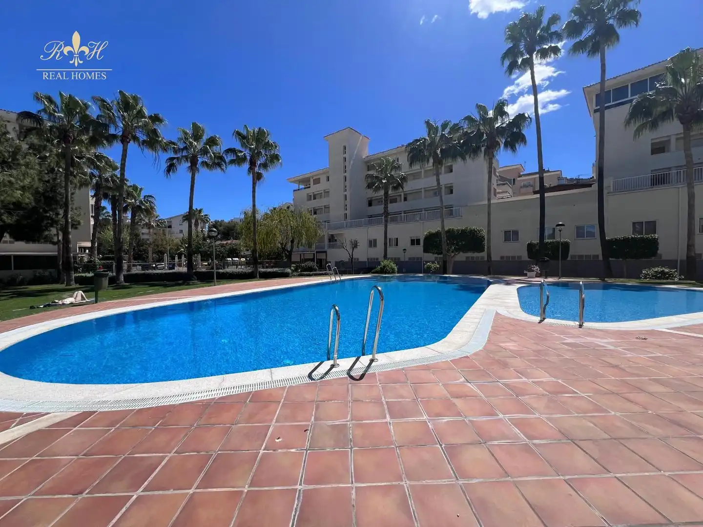 Piso con piscina en venta en JOAQUÍN RODRIGO Nº 6, imagen 4