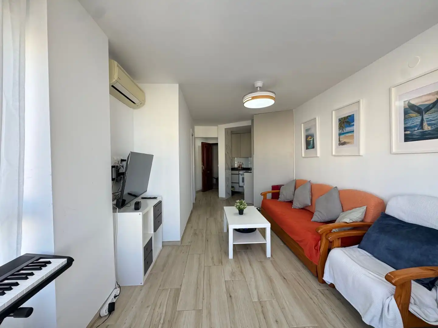 Wohnzimmer von Wohnung zum Verkauf in Torrox mit Klimaanlage, Terrasse und Möbliert