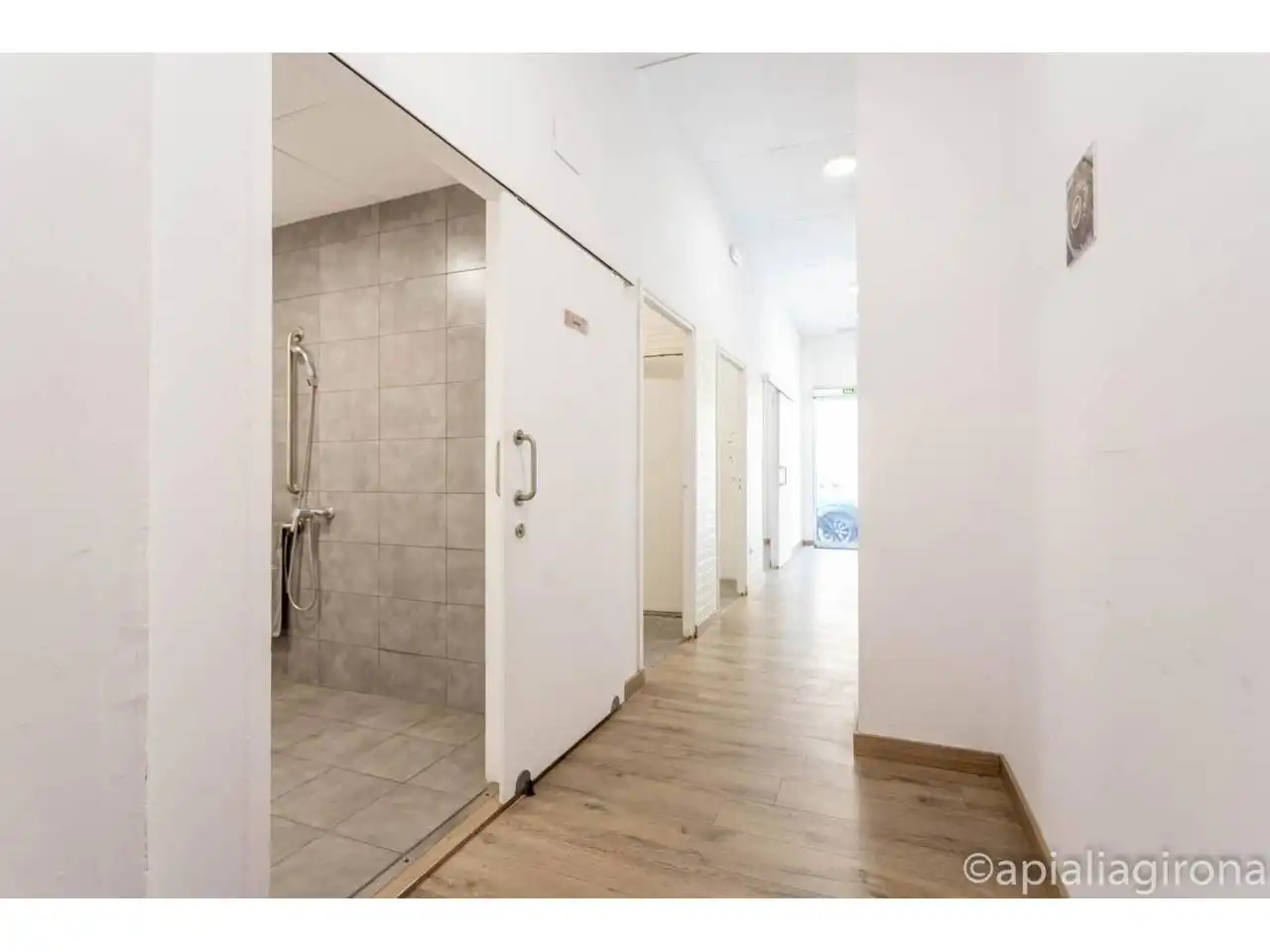 Geschaftsraum zum Verkauf in Girona