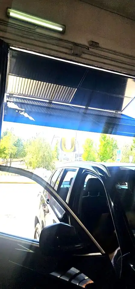 Parkplatz von Fabrikhallen zur Miete in Fuenlabrada