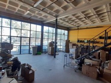 Industrial building for sale in Sudeste Industrial