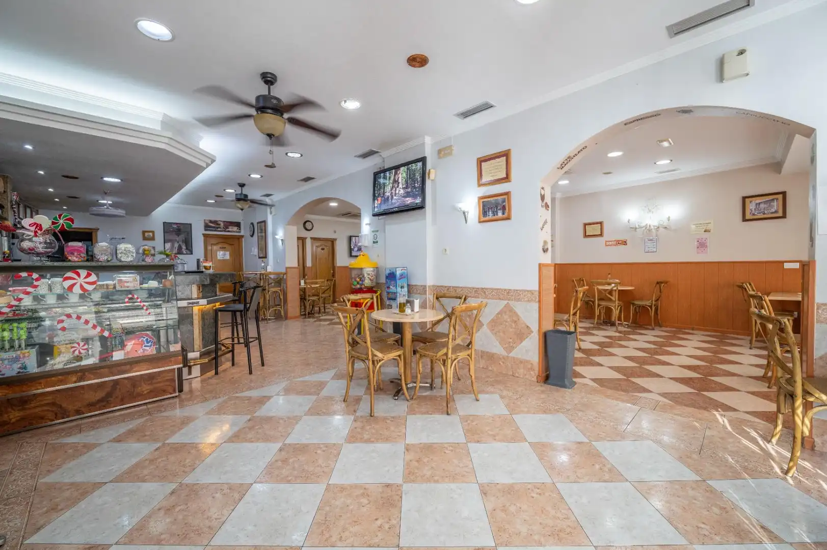 Business premises for sale in de Jueves, imagen 3
