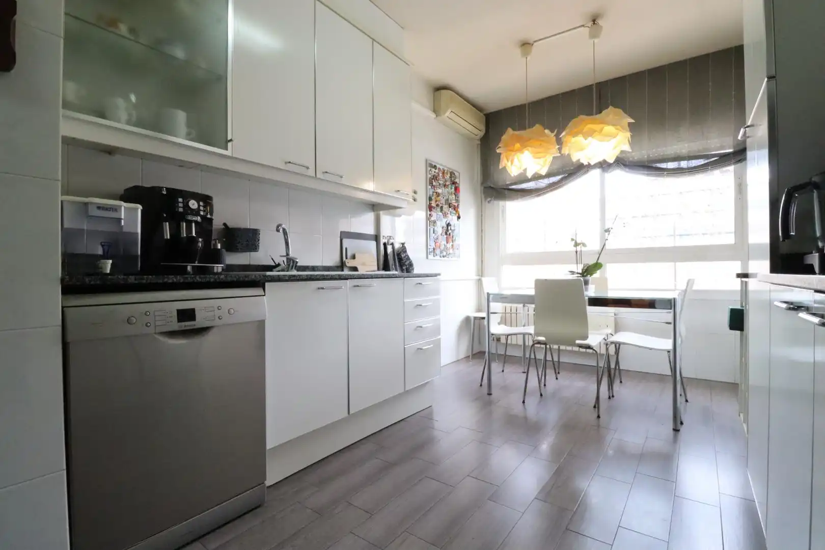 Cocina de Piso en venta en Sabadell con Aire acondicionado, Calefacción y Terraza