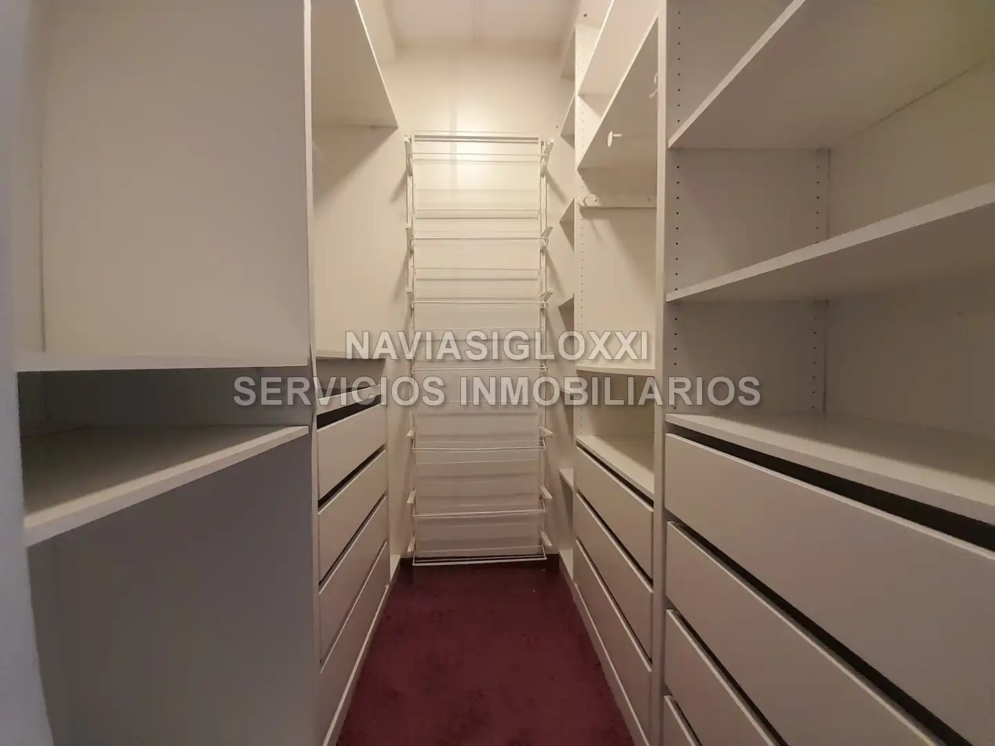 Flat for rent in Vigo   with Parquet flooring, Furnished and Oven